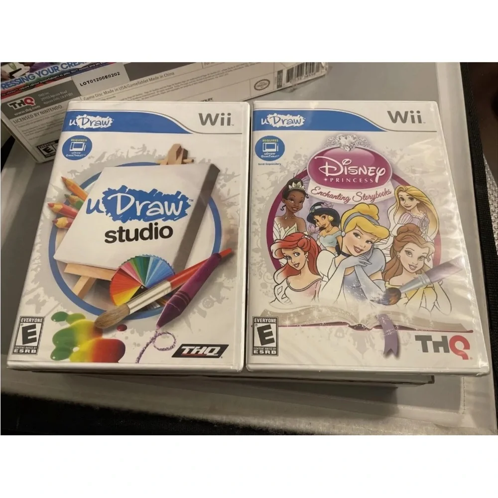 uDraw Game Tablet Studio  & Disney Princess: Enchanting Storybooks Nintendo